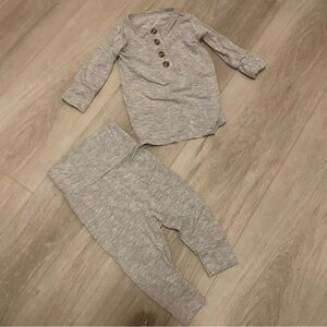 Lou Lou & Company Two piece Neutral Gray Set 3-6 months